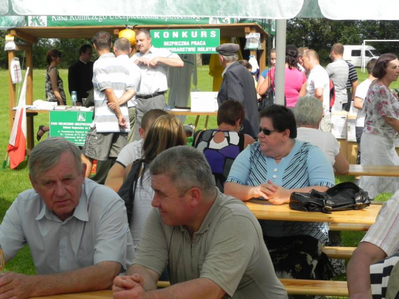 Dożynki gminne - Bukówek 2011