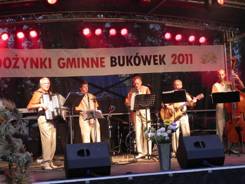 Dożynki gminne - Bukówek 2011