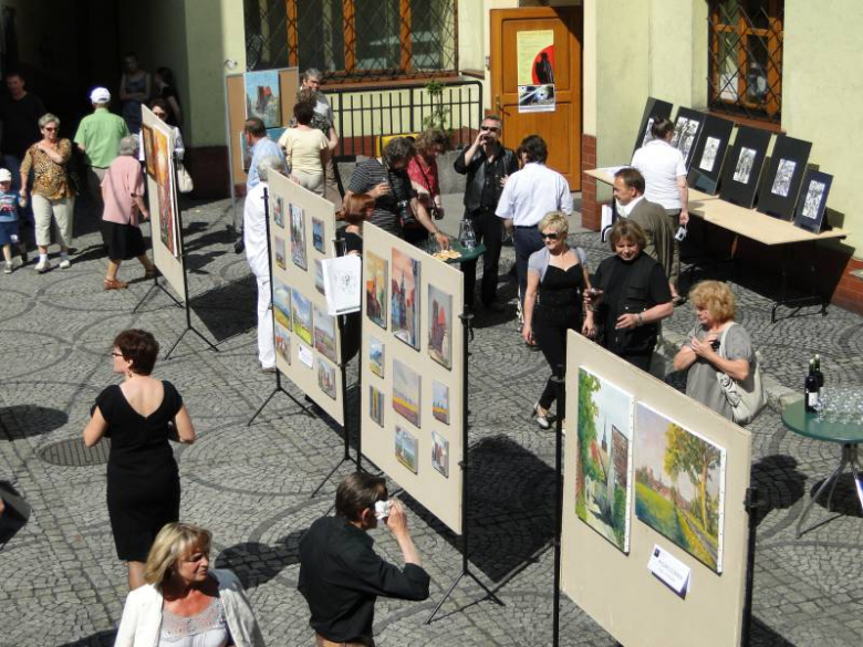 Barwy historii i teraźniejszości - Środa Śląska 2011