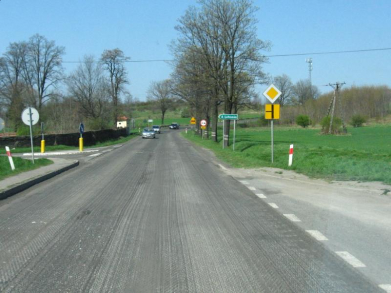 Wymiana nawierzchni w okolicach Mościska