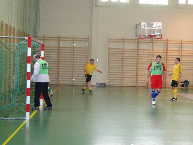 VIII Halowy Turniej Radnych o Puchar Przechodni Przewodniczącego Rady Powiatu w Środzie Śląskiej