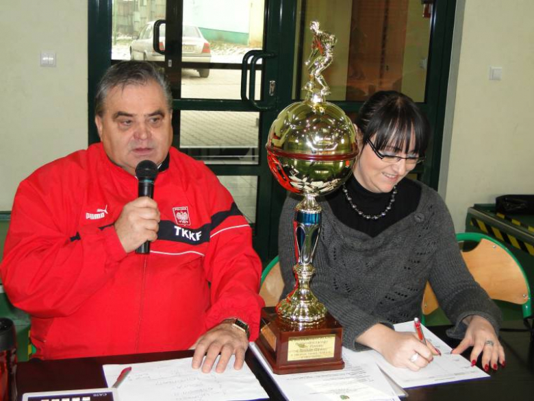 VIII Halowy Turniej Radnych o Puchar Przechodni Przewodniczącego Rady Powiatu w Środzie Śląskiej