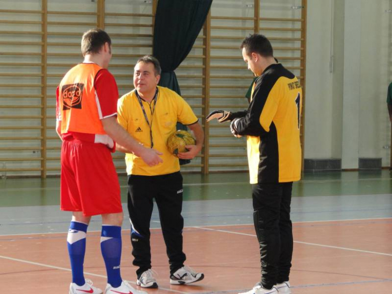 VIII Halowy Turniej Radnych o Puchar Przechodni Przewodniczącego Rady Powiatu w Środzie Śląskiej