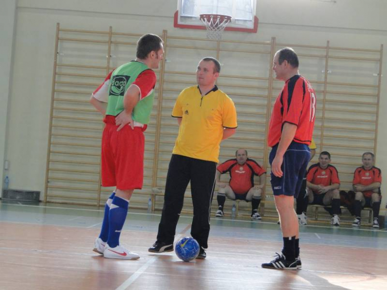 VIII Halowy Turniej Radnych o Puchar Przechodni Przewodniczącego Rady Powiatu w Środzie Śląskiej