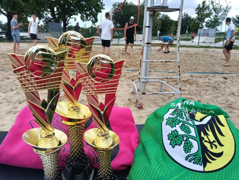 Turniej Rodzinny Czwórek w siatkówce plażowej
