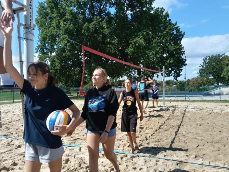 Turniej Rodzinny Czwórek w siatkówce plażowej