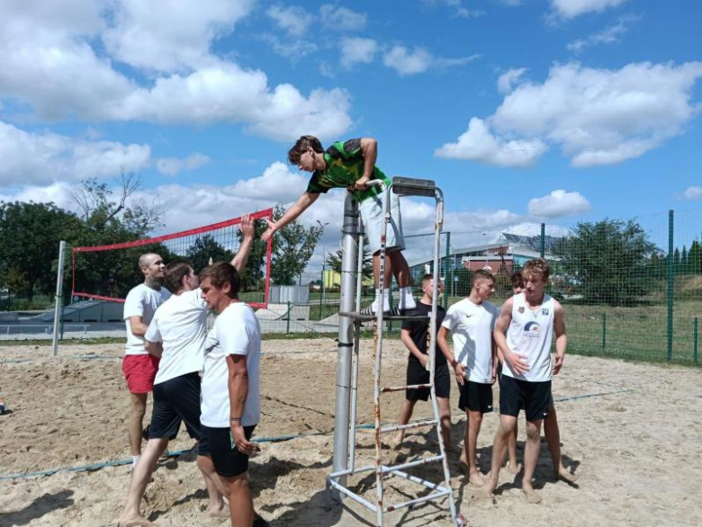 Turniej Rodzinny Czwórek w siatkówce plażowej