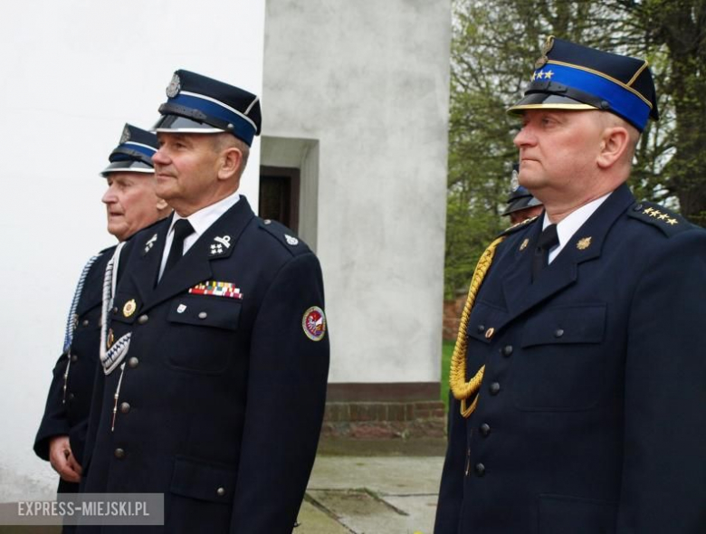 Poświęcenie nowego wozu strażackiego