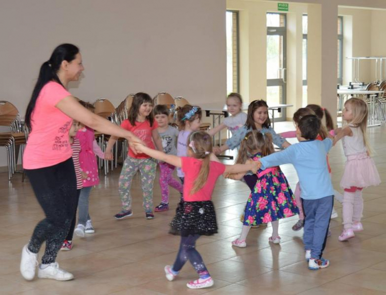 Zajęcia taneczne w Szczepanowie