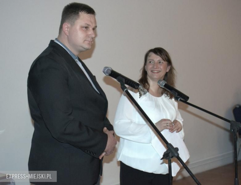 Podziękowania otrzymało około 100 osób