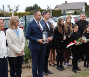 Uczniowie i samorząd oddali hołd ofiarom Zbrodni Katyńskiej