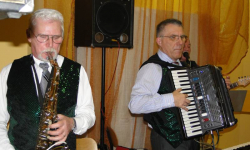 Karnawałowy bal emerytów w Środzie Śląskiej