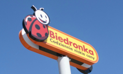 W zajezdni Dąbie TUMW widzi muzeum, salę koncertową i targ. Biedronka? Na tylnej działce