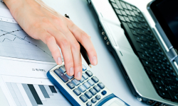 Działka przy Stadionie Miejskim nadal bez nabywcy. 1200 zł za mkw. dziury to za dużo?