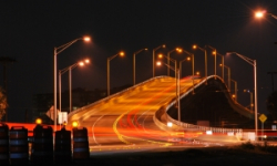 Nocą bezpieczniej pojedziemy przez Wrocław