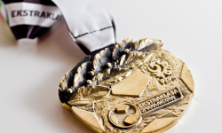 Kto kupi medal Śląska? Trwają aukcje charytatywne dla dzieci 