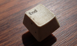 Cyberprzemoc, czyli nękanie przez internet i komórkę 