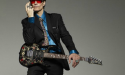 Symfoniczny koncert Steva Vaia