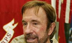  Szukają sobowtórów Chucka