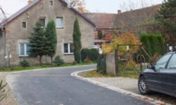 Doczekali się asfaltu na Chmielowej