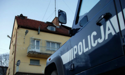 Nieznani sprawcy ukradli paliwo i ogołocili dom z kabli  