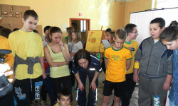 Debata o złych kibicach i kumplach z podwórka