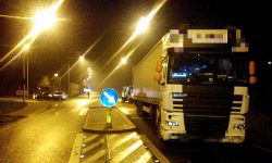 Policja zabezpieczy dane z ciężarówki, która potrąciła kobietę na skuterze