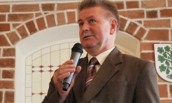 Sąd ukarał wydawcę gazety lokalnej. Ma on wpłacić 5 tys. zł na klub sportowy Polonia