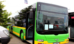 Informacje w autobusie mają zwiększyć świadomość społeczną