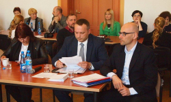 O szpitalu na sesji w Środzie Śląskiej