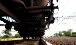 Pociąg towarowy przejechał leżącego na torach mężczyznę