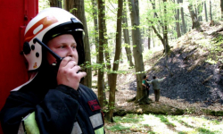 Straż gasiła podpalony pień i wyciągała z wody topielca  [interwencje straży]