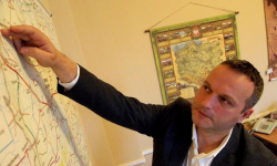 Po to jest opozycja, aby doszukiwać się błędów. [rozmowa ze starostą]