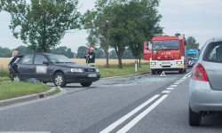 Kolizja przed Komornikami. Utrudnienia w ruchu [aktualizacja]
