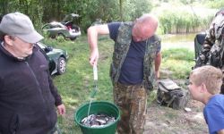 Nocne zawody wędkarskie w Wilczkowie