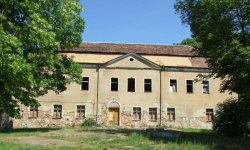 Poznajemy powiat średzki: pałac w Miękini