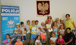 Zasady bezpieczeństwa i jak zachować się wobec obcej osoby - spotkania z policją