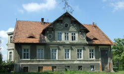 Poznajemy powiat średzki: pałac w Jarostowie