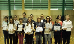 Najlepsi uczniowie nagrodzeni stypendiami