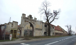 Poznajemy powiat średzki: pałac w Rakoszycach