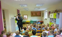 Strażacy przyjęli zaproszenie najmłodszych mieszkańców Mrozowa