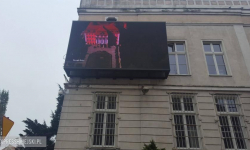 Baner na starostwie już działa. Co będzie na nim wyświetlane?