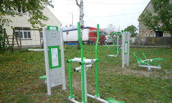 Nowe siłownie zewnętrzne w trzech miejscowościach z gminy Kostomłoty