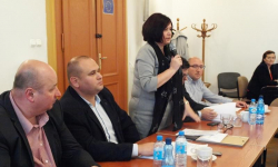 Złożyli wniosek o odwołanie przewodniczącego rady powiatu