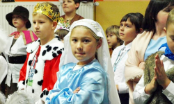 Wszyscy święci balują w średzkim oratorium