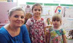 "Jesień kolorowa w przyrodzie się chowa". Konkurs plastyczny przedszkolaków