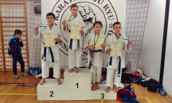 Średzcy karatecy wrócili do domu z 11 medalami