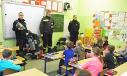 „Czad i ogień - obudź czujność”. Spotkanie strażaków z uczniami