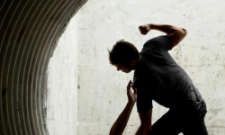 Pobił mężczyznę i go okradł. 42-latek najbliższe trzy miesiące spędzi w areszcie