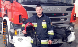 Pomógł mężczyźnie, choć nie był na służbie. Wzorowa postawa Bolesława Jędrysika